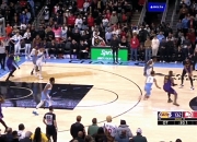 开云体育官网-包含失球事件频发，球队防守线需立即调整的词条