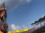 开云官网-迈凯伦险胜红牛二队，拉塞尔刷新纪录的简单介绍