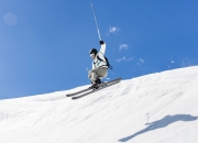 开云体育平台APP-当CBA霸主遇见NBA新贵，一场事先张扬的战争