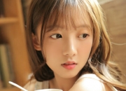 开云体育官网-当绿茵化为独舞舞台，孔德在多特蒙德的波兰式个人宣言