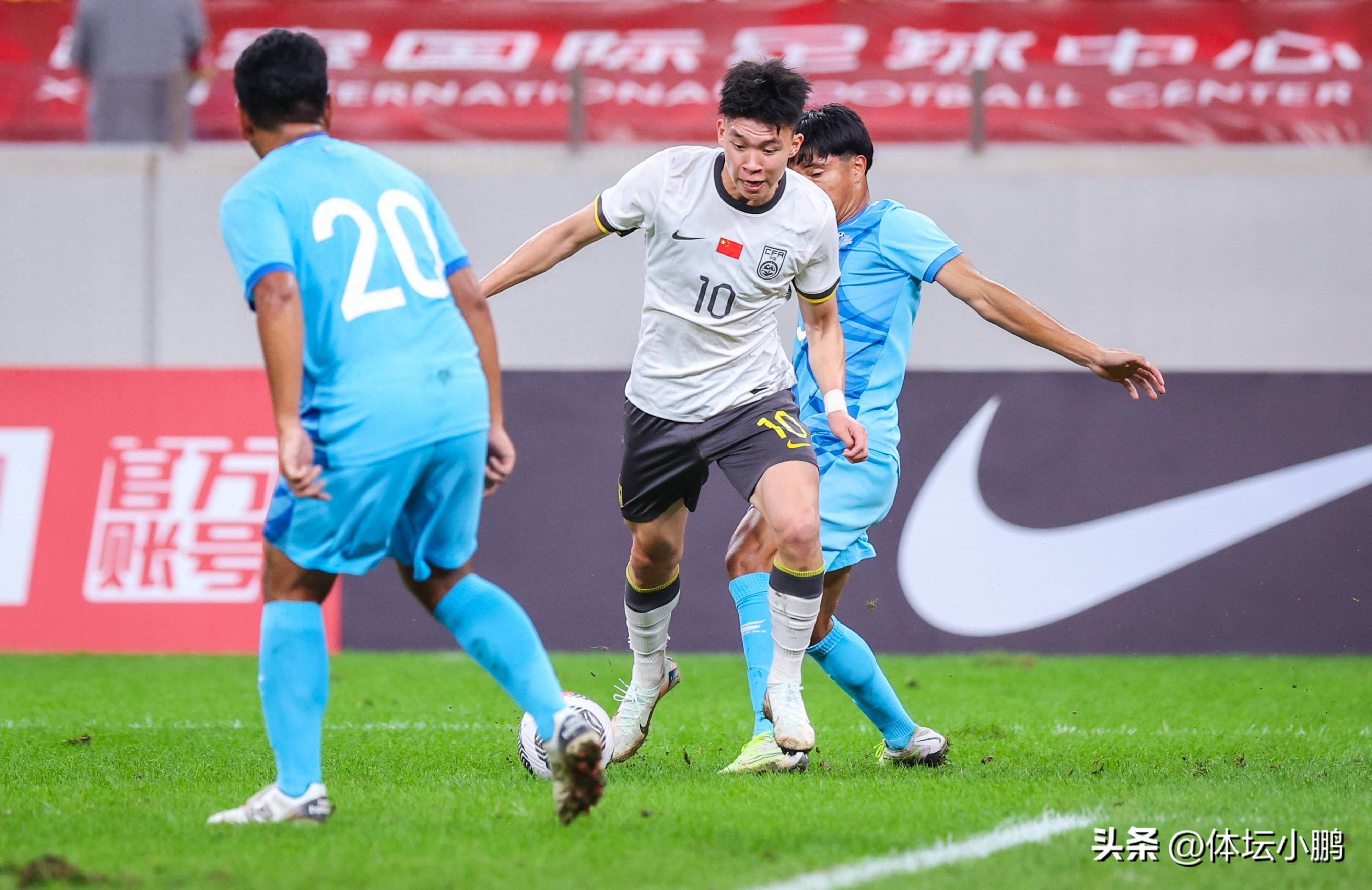 哈萨克斯坦足球联赛中出现新一代天才