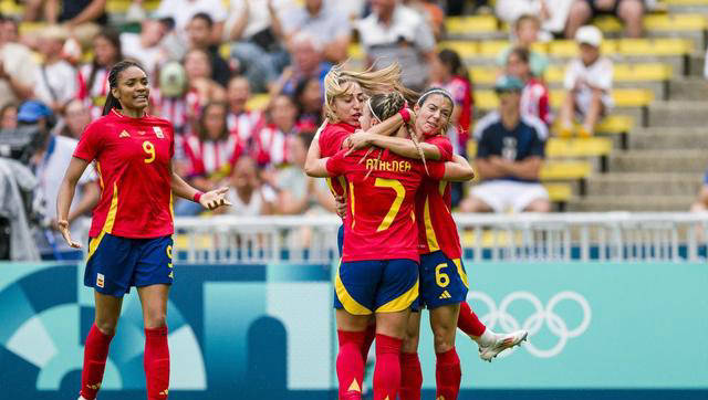 关于加拿大女足队员在比赛中取得辉煌战绩的信息 关于加拿大女足队员在比赛中取得辉煌战绩的信息