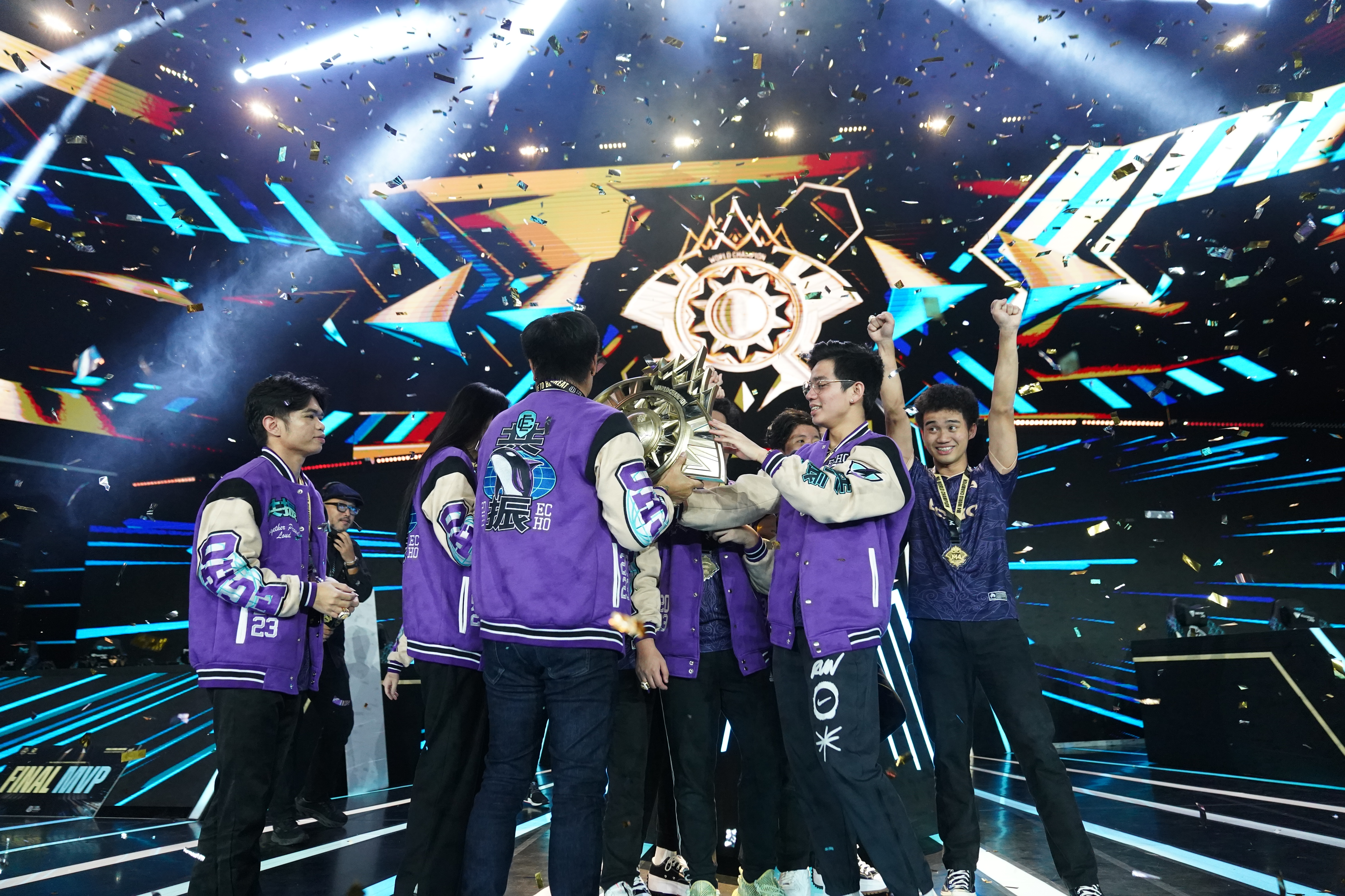 竞技擂台热闹非凡，新赛季球员备战的简单介绍