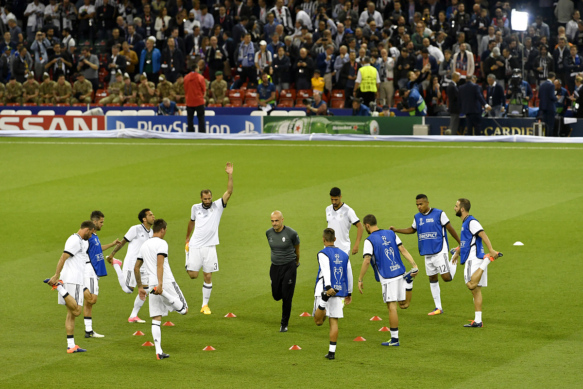 关于巴黎圣日耳曼轻取欧洲网球队,Peanut极限生还后反打激烈交锋淘汰赛,锁定晋级资格的信息 关于巴黎圣日耳曼轻取欧洲网球队,Peanut极限生还后反打激烈交锋淘汰赛,锁定晋级资格的信息