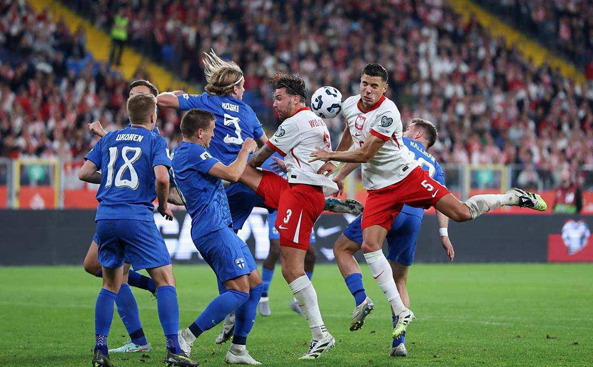 包含欧预赛比赛拉脱维亚大胜挪威，晋阵形如天！的词条