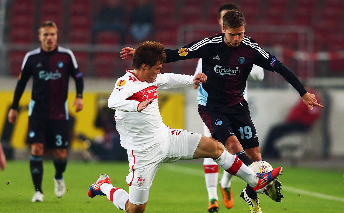 包含沃尔夫斯堡客场表现稳健，赢得关键胜利的词条