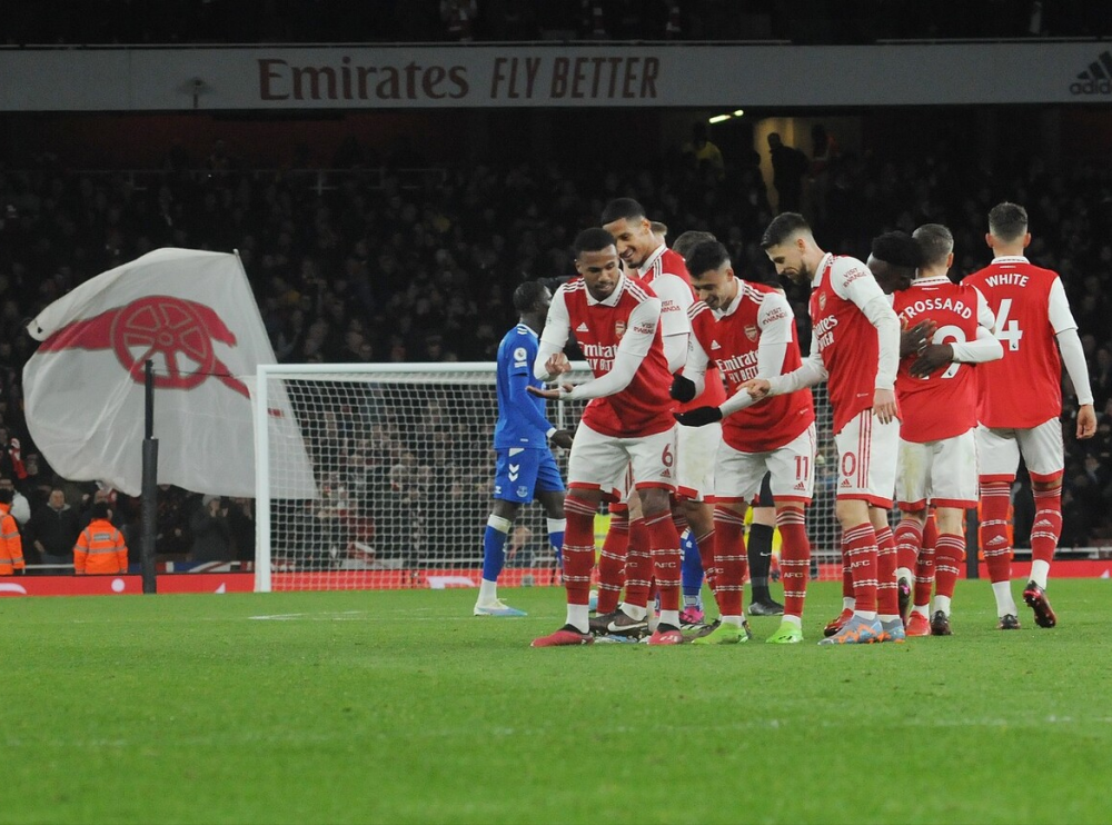 智利横扫乌克兰,马丁内利带队取胜 智利横扫乌克兰,马丁内利带队取胜