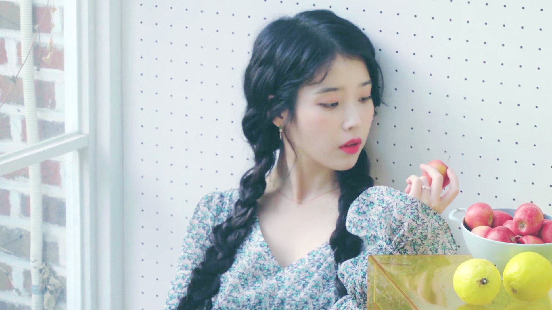 双轨制霸权,当马刺的战术公式遇上霍勒迪的街道统治力