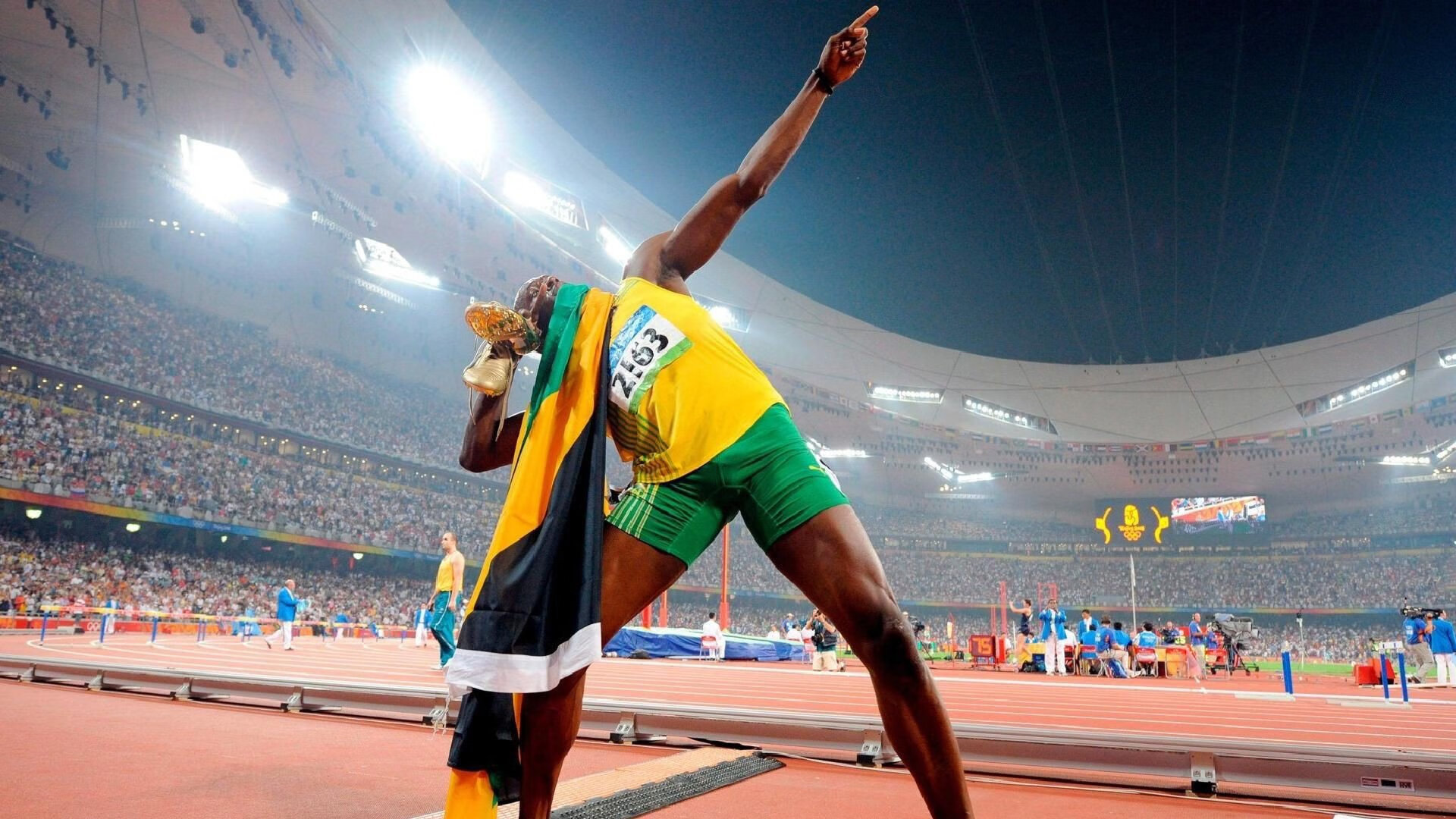 霓虹炼狱与领袖诞生，拉梅洛扛起全队的逆袭之夜