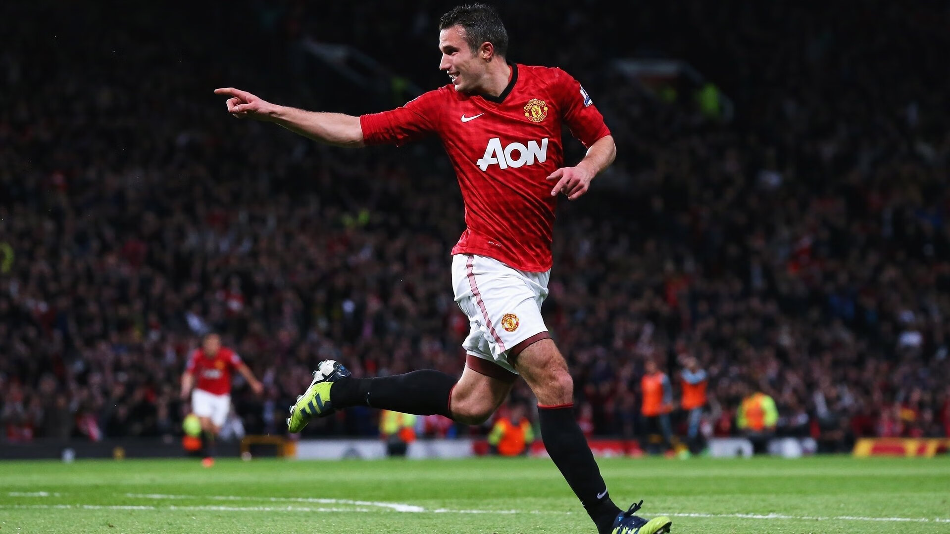 深圳绝杀与东契奇抢七，两个平行宇宙的篮球命题